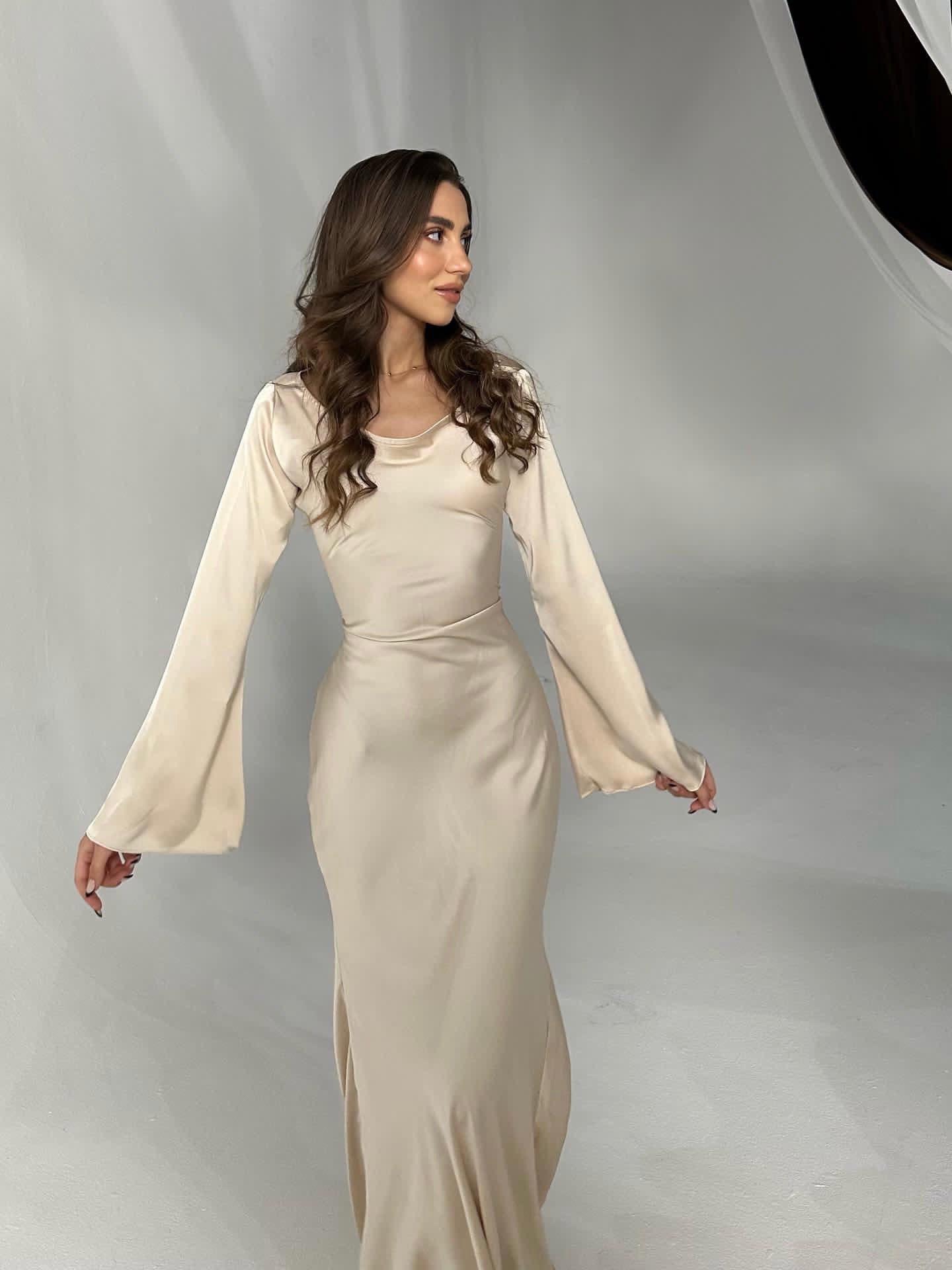 samara Long Sleeve Dress